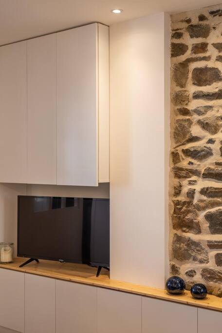 Le Cocoon - Appartement Dans Maison Du Xviieme Siecle Fougères Exterior foto